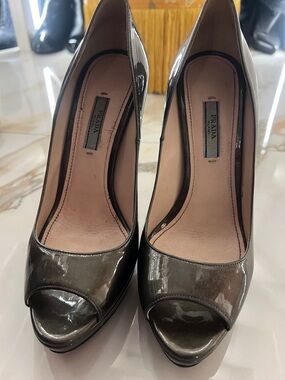 Prada Women's Shiny Gray Heels